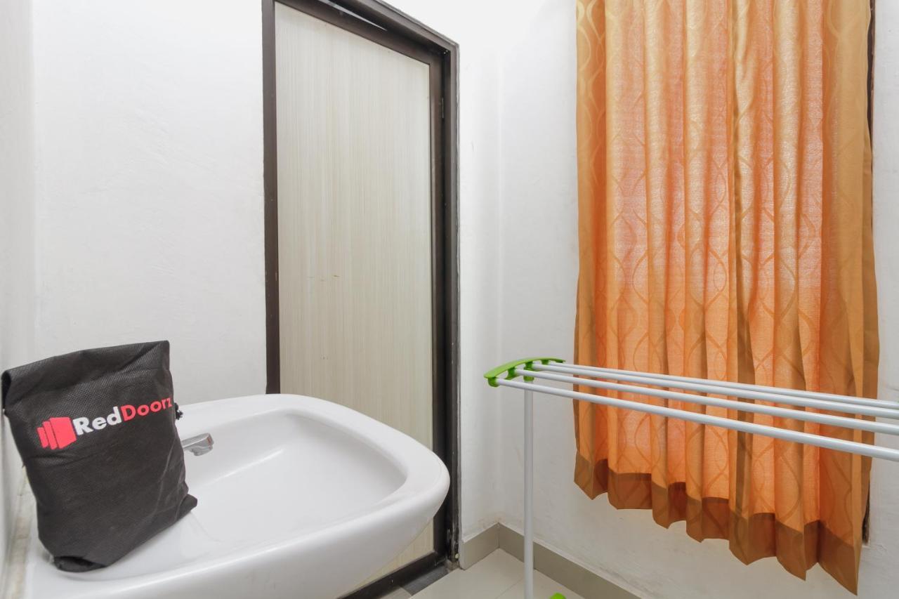 Hotel Reddoorz Syariah Near Rsu Suaka Insan Banjarmasin Banjarmasin  Esterno foto